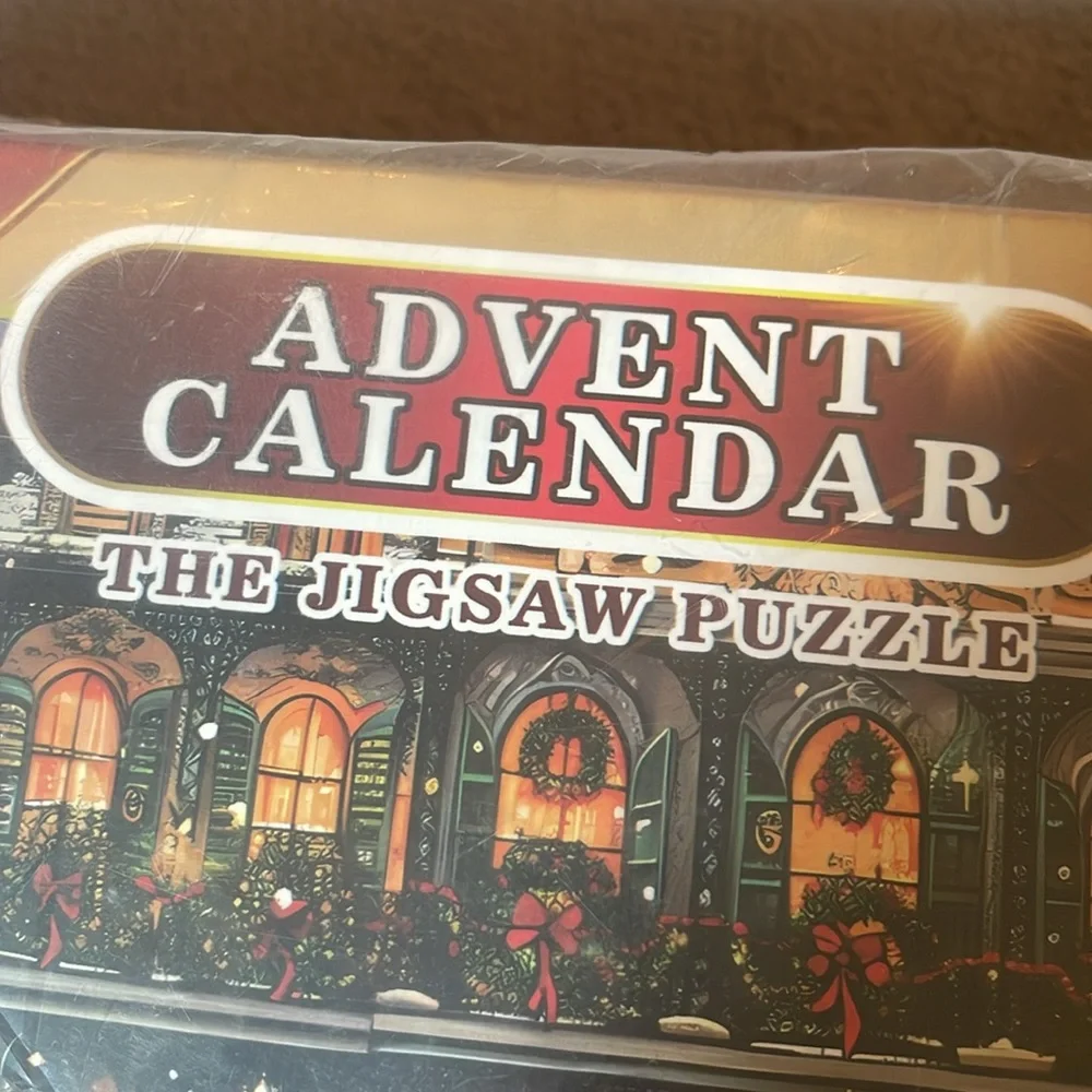 Advent Calendar Foil Puzzle Jigsaw Winter City Scene 24 Days Christmas Countdown